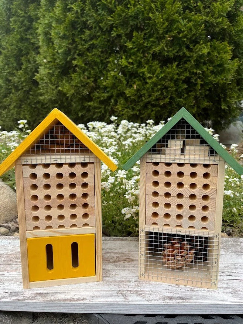 Grand Pollinator Hotel - Multi-Room Garden Insect Habitat House for Mason Bees Organic Gardening Gift